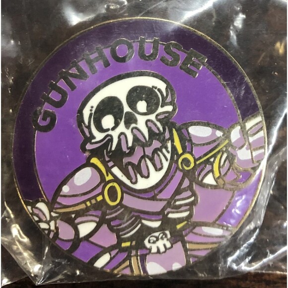 Gunhouse Enamel Pin Limited Run Games Skull Video Game Collectible - Picture 2 of 3